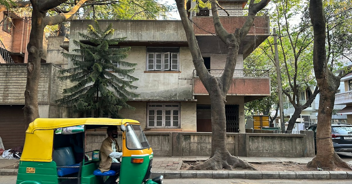 Narrow urban house planning and space-saving residential architecture in Bangalore